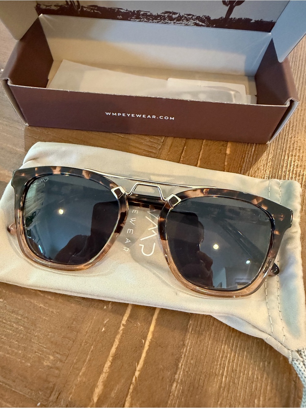 WMPEYewear Women's Tortoiseshell Sunglasses - Brown Lenses
